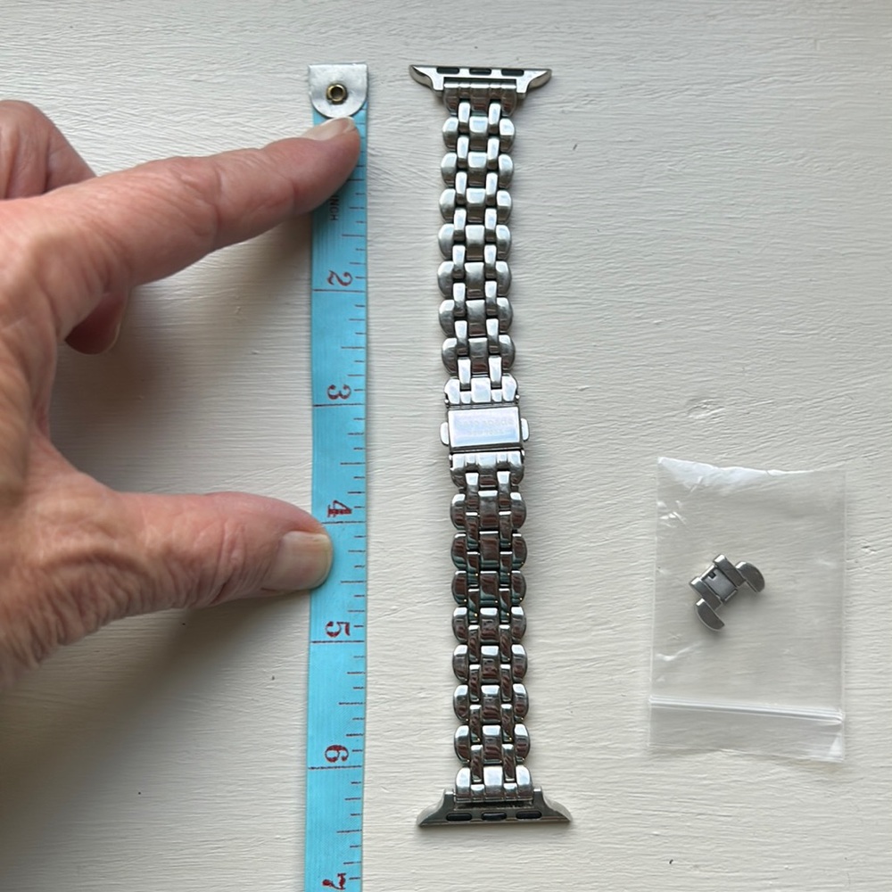 Kate Spade Silver Scallop Link Bracelet for Apple Watch